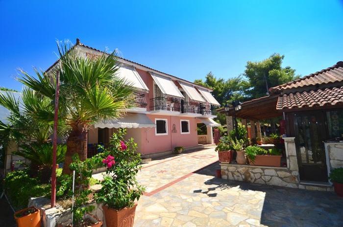 Artemis Vassilikos Aparthotel Vasilikí Exteriör bild