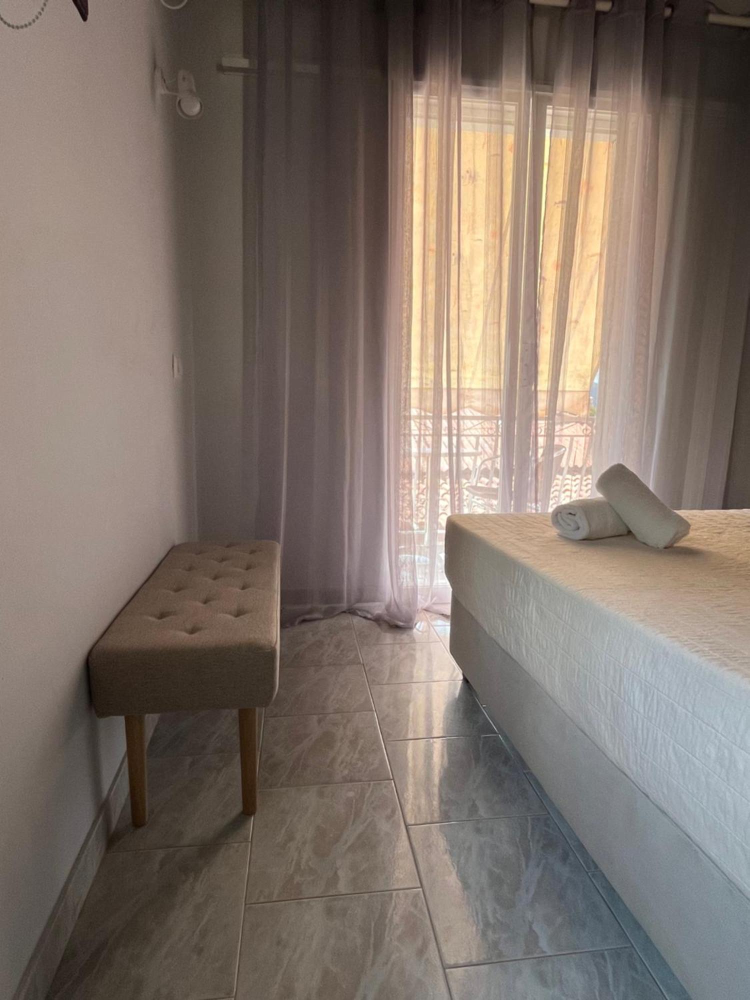 Artemis Vassilikos Aparthotel Vasilikí Exteriör bild