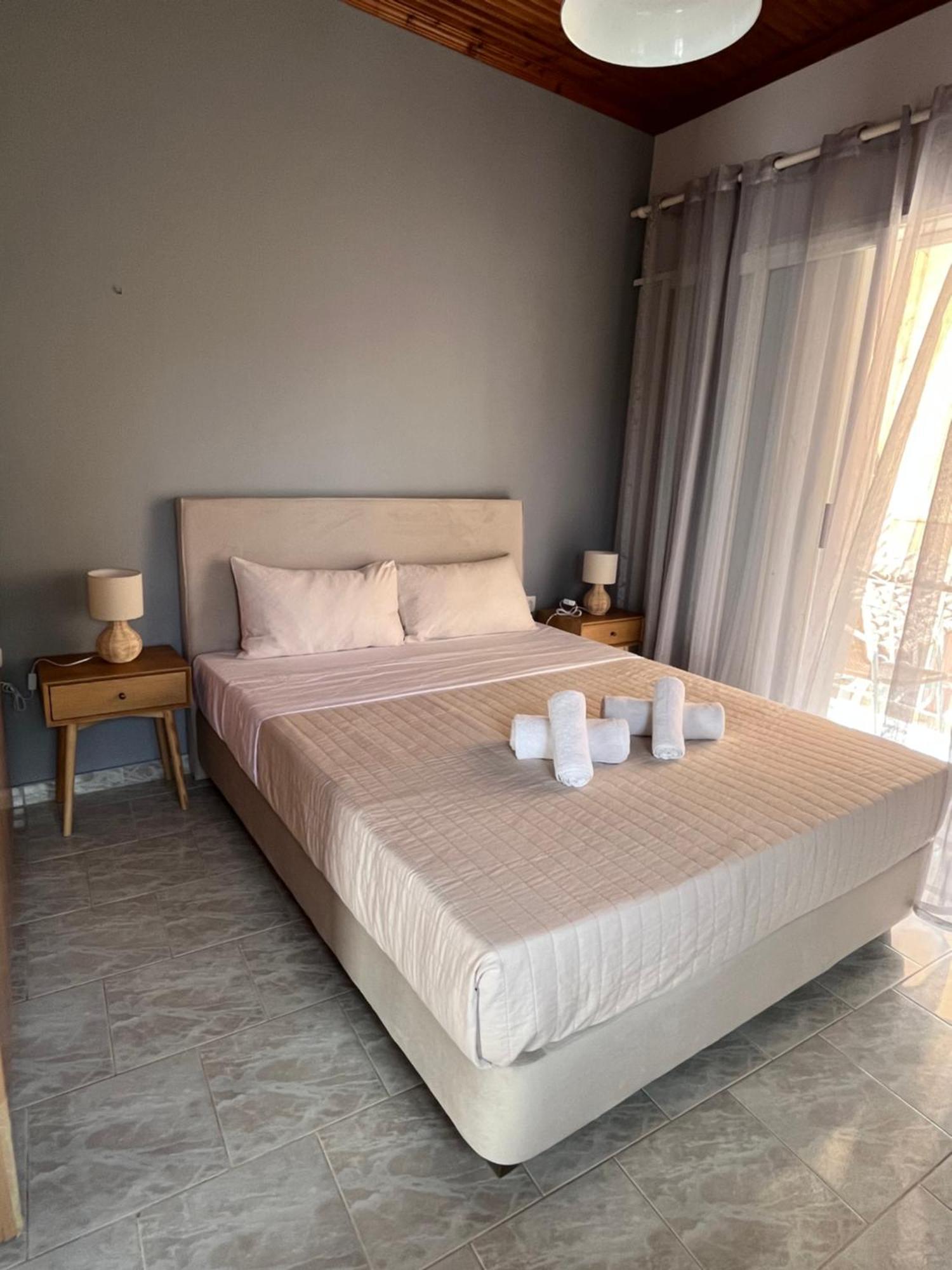 Artemis Vassilikos Aparthotel Vasilikí Exteriör bild