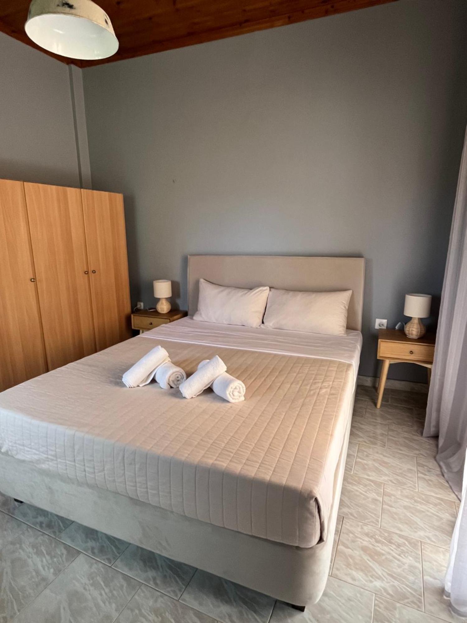Artemis Vassilikos Aparthotel Vasilikí Exteriör bild