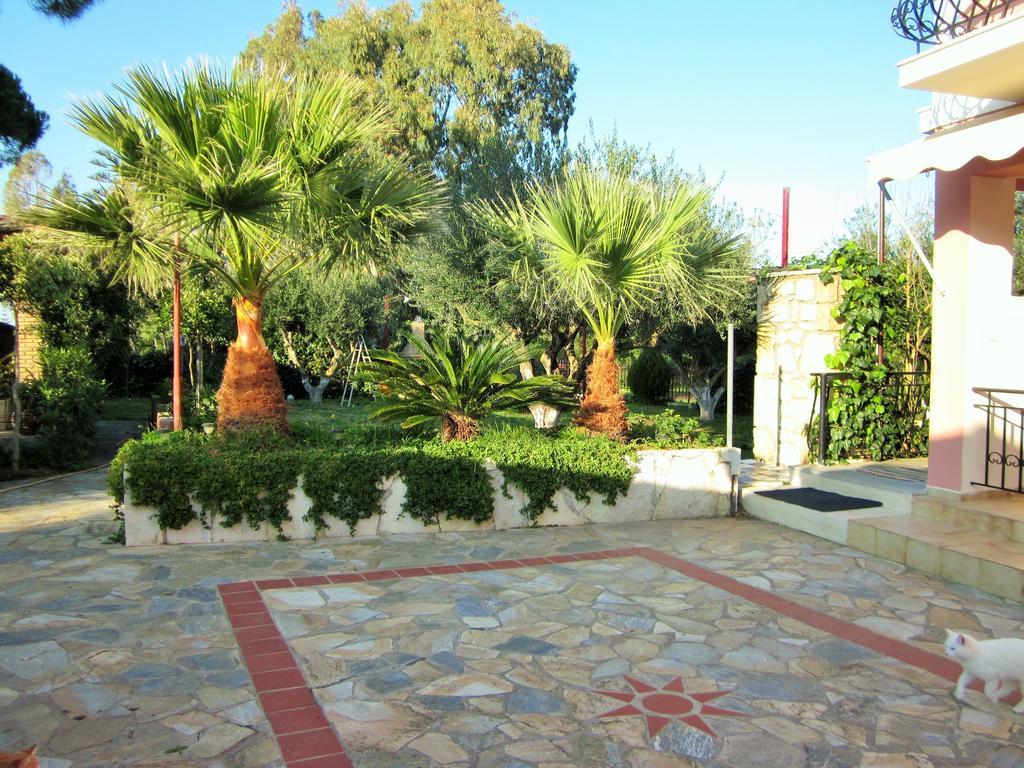 Artemis Vassilikos Aparthotel Vasilikí Exteriör bild